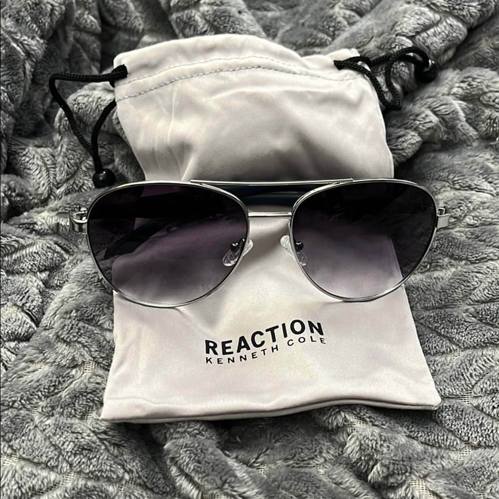 Kenneth Cole Reaction Unisex Silver Aviator Sunglasses